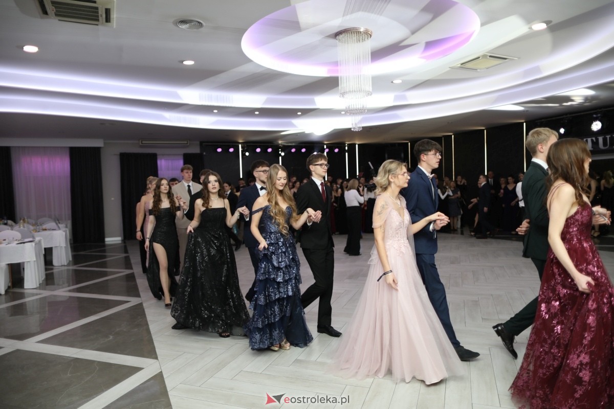 Studniówka I LO w Ostrołęce [17.01.2026] - zdjęcie #454 - eOstroleka.pl