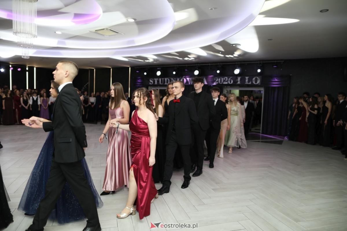 Studniówka I LO w Ostrołęce [17.01.2026] - zdjęcie #428 - eOstroleka.pl