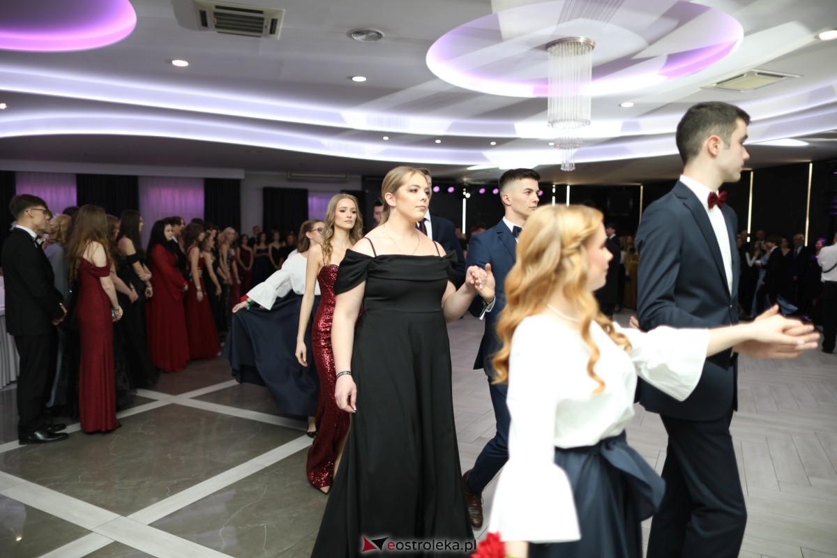 Studniówka I LO w Ostrołęce [17.01.2026] - zdjęcie #409 - eOstroleka.pl