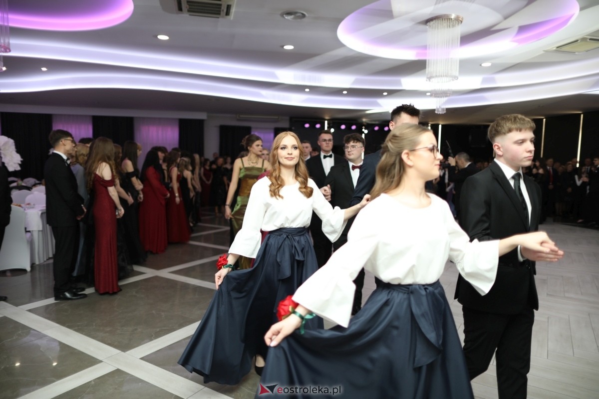 Studniówka I LO w Ostrołęce [17.01.2026] - zdjęcie #406 - eOstroleka.pl