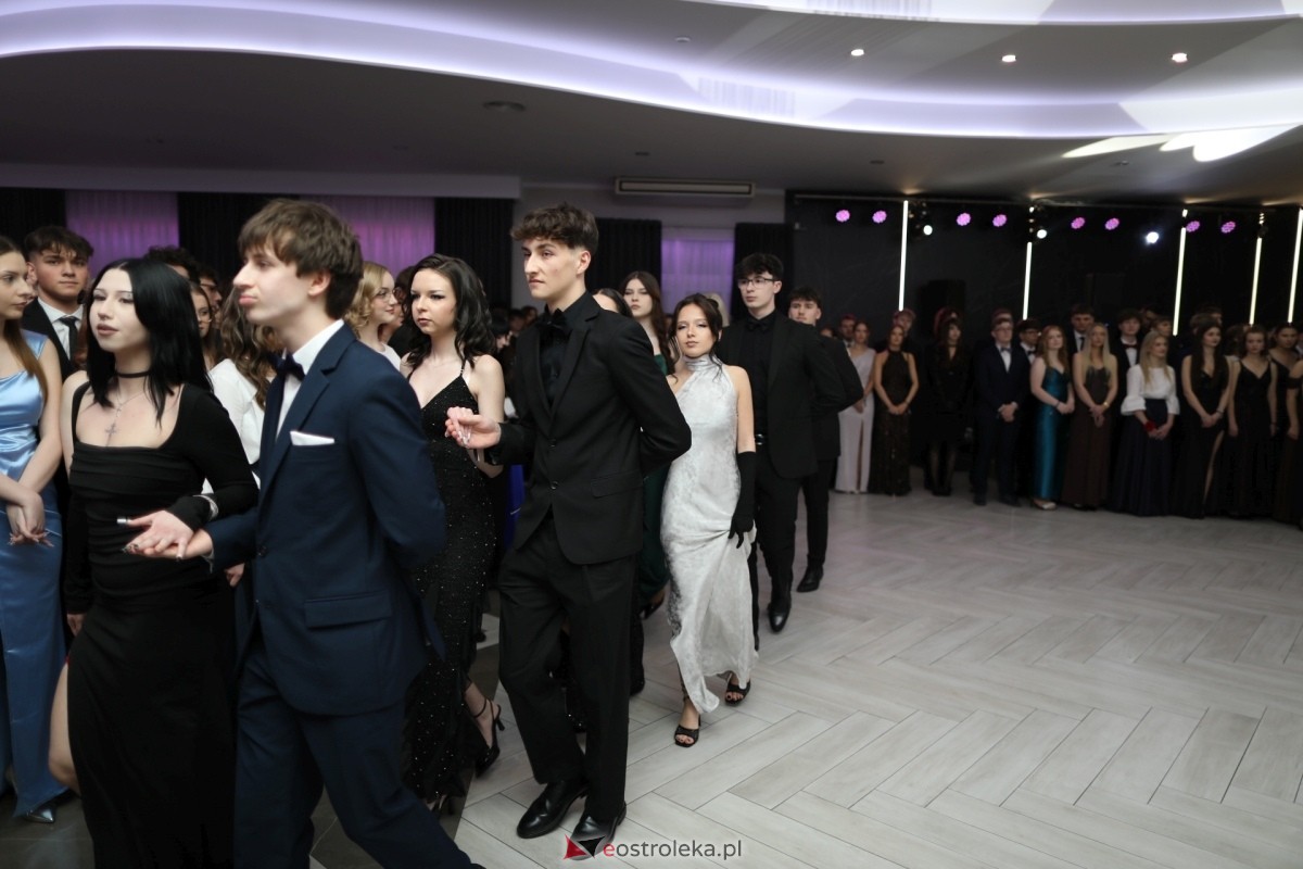 Studniówka I LO w Ostrołęce [17.01.2026] - zdjęcie #367 - eOstroleka.pl