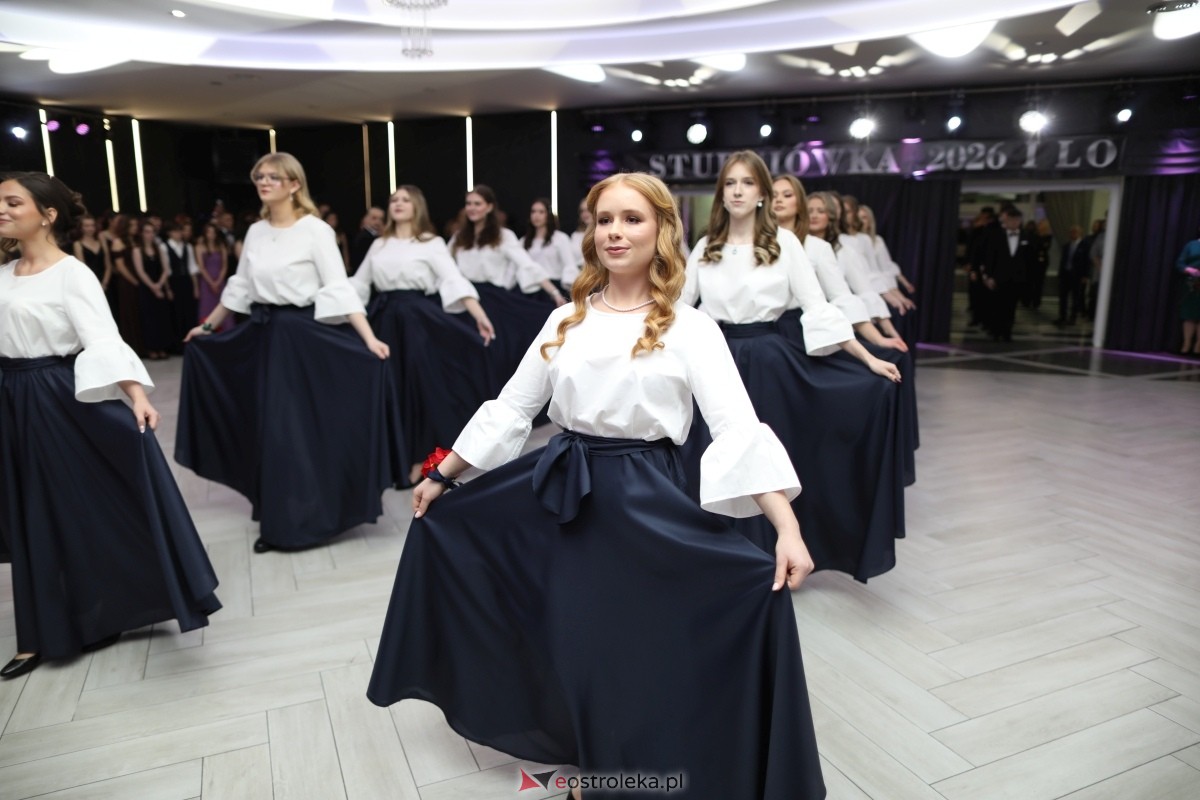 Studniówka I LO w Ostrołęce [17.01.2026] - zdjęcie #355 - eOstroleka.pl