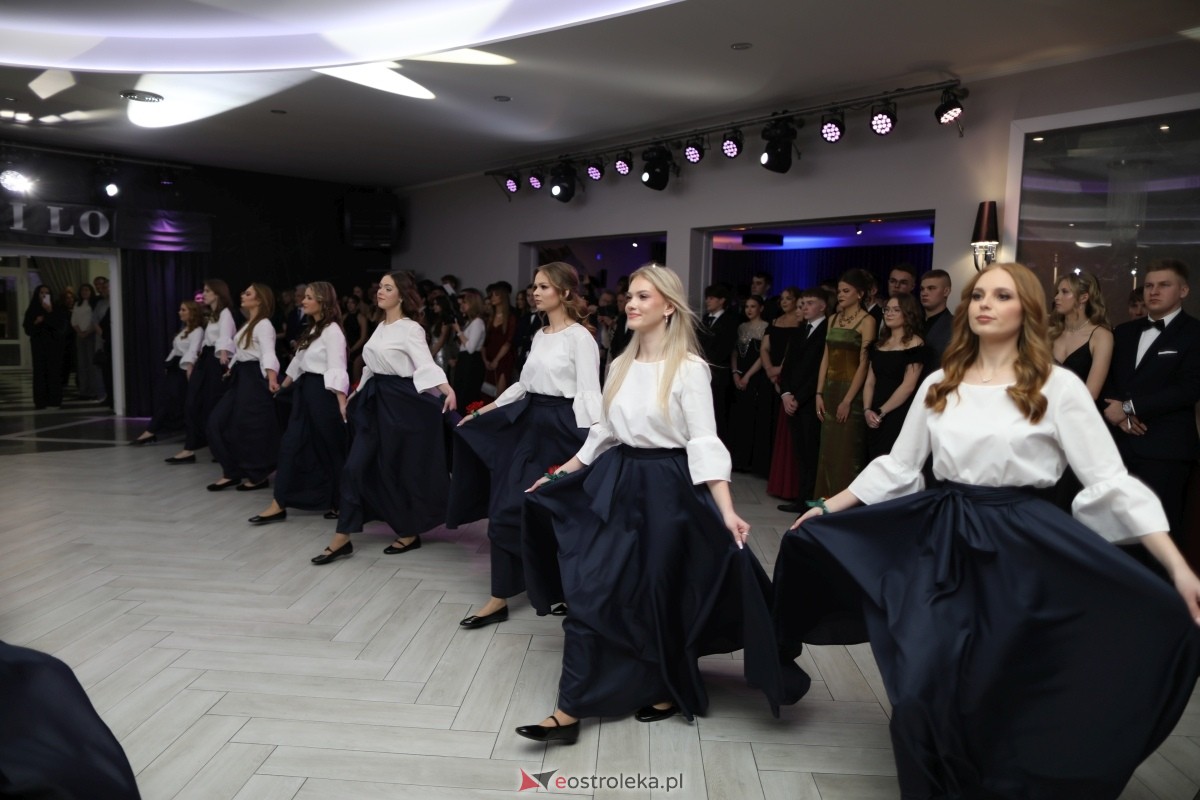 Studniówka I LO w Ostrołęce [17.01.2026] - zdjęcie #344 - eOstroleka.pl