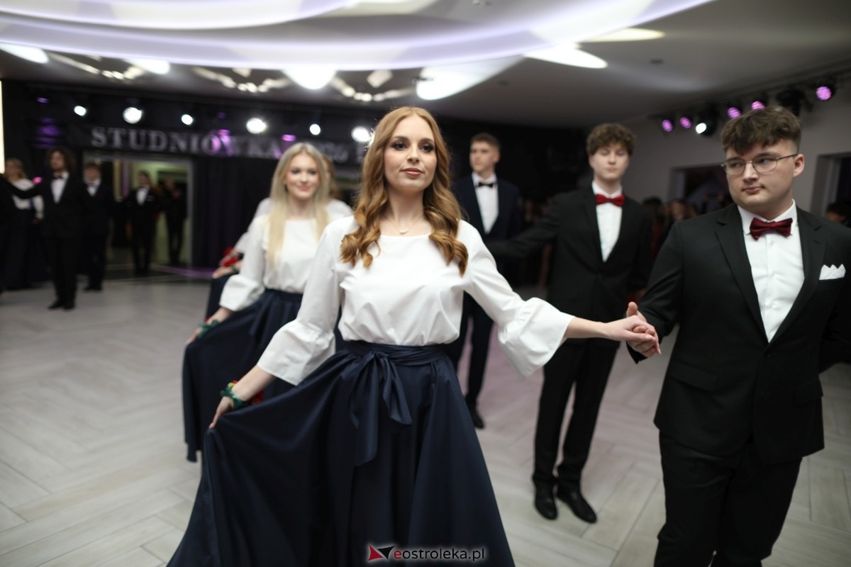 Studniówka I LO w Ostrołęce [17.01.2026] - zdjęcie #338 - eOstroleka.pl