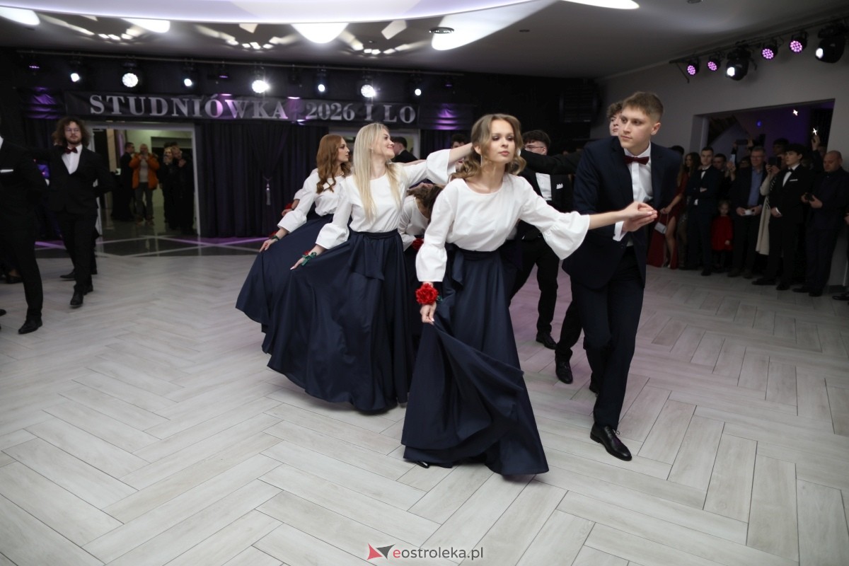 Studniówka I LO w Ostrołęce [17.01.2026] - zdjęcie #327 - eOstroleka.pl