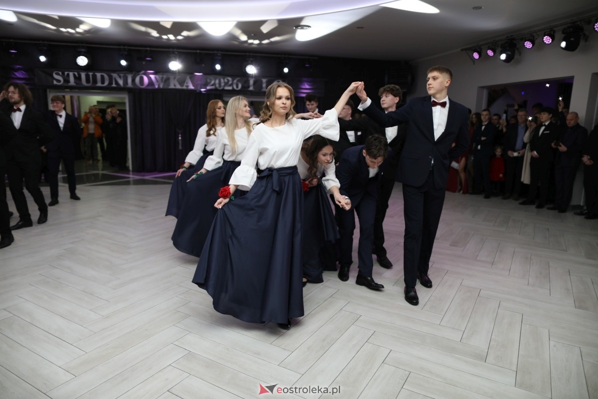 Studniówka I LO w Ostrołęce [17.01.2026] - zdjęcie #326 - eOstroleka.pl
