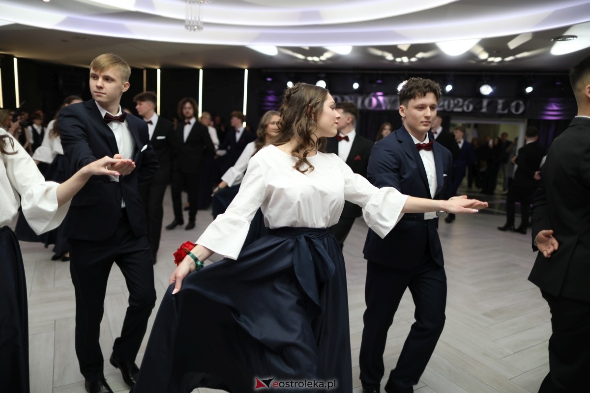 Studniówka I LO w Ostrołęce [17.01.2026] - zdjęcie #328 - eOstroleka.pl