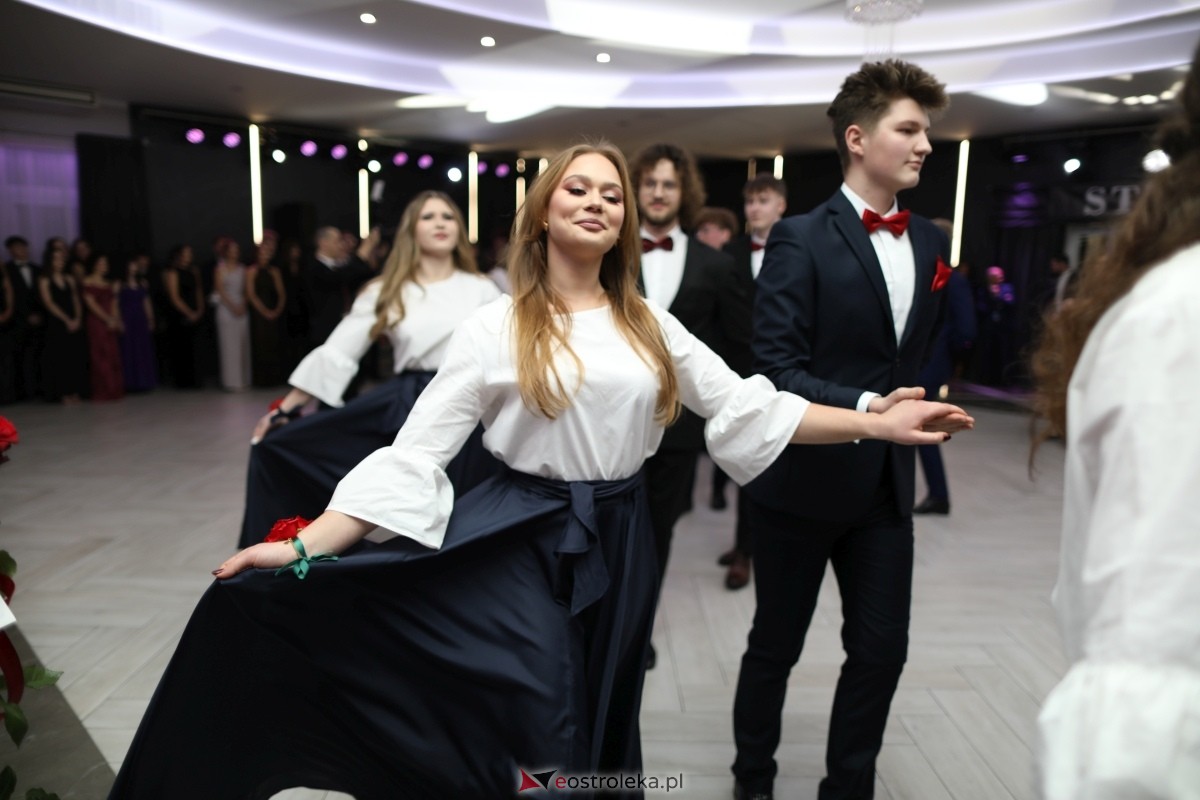 Studniówka I LO w Ostrołęce [17.01.2026] - zdjęcie #324 - eOstroleka.pl