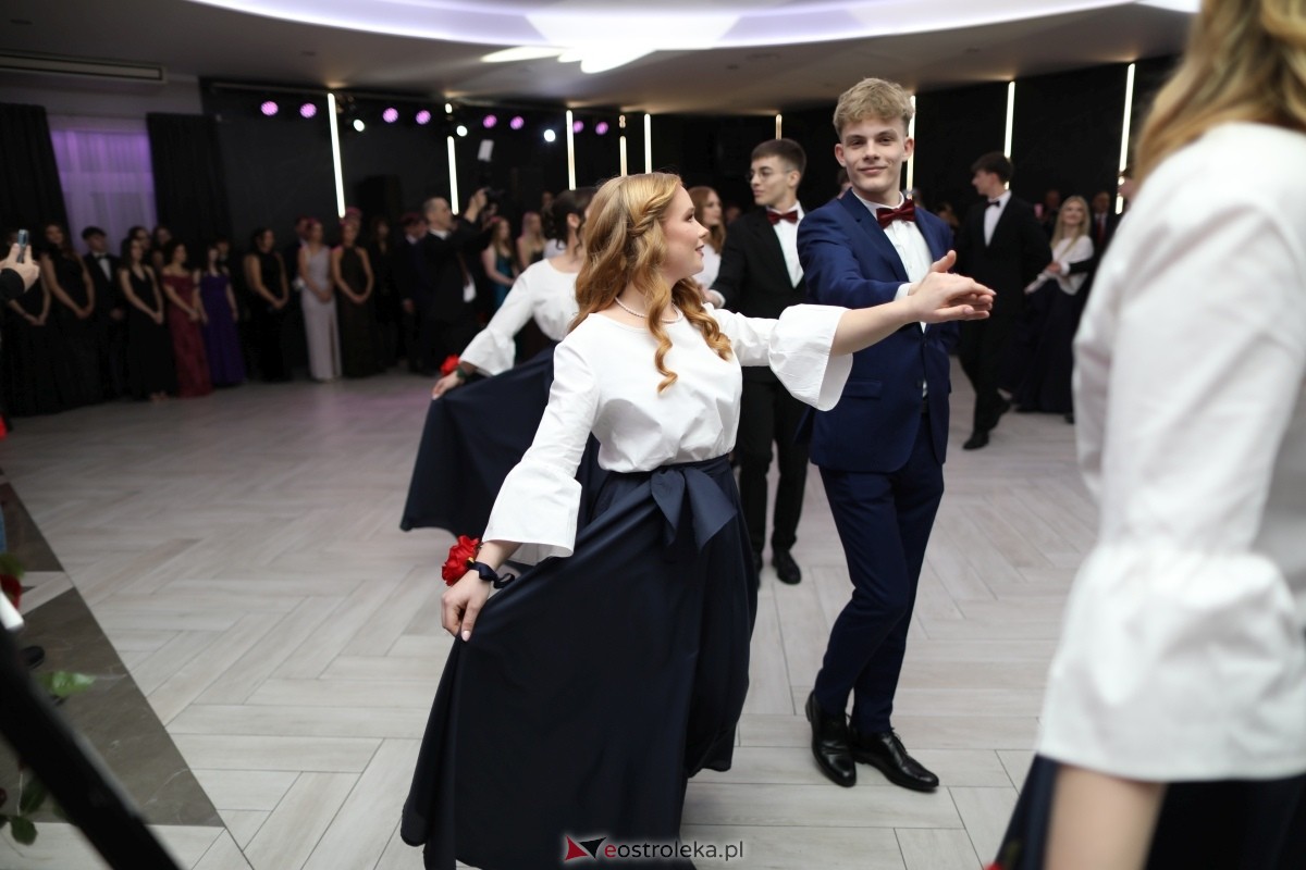 Studniówka I LO w Ostrołęce [17.01.2026] - zdjęcie #163 - eOstroleka.pl