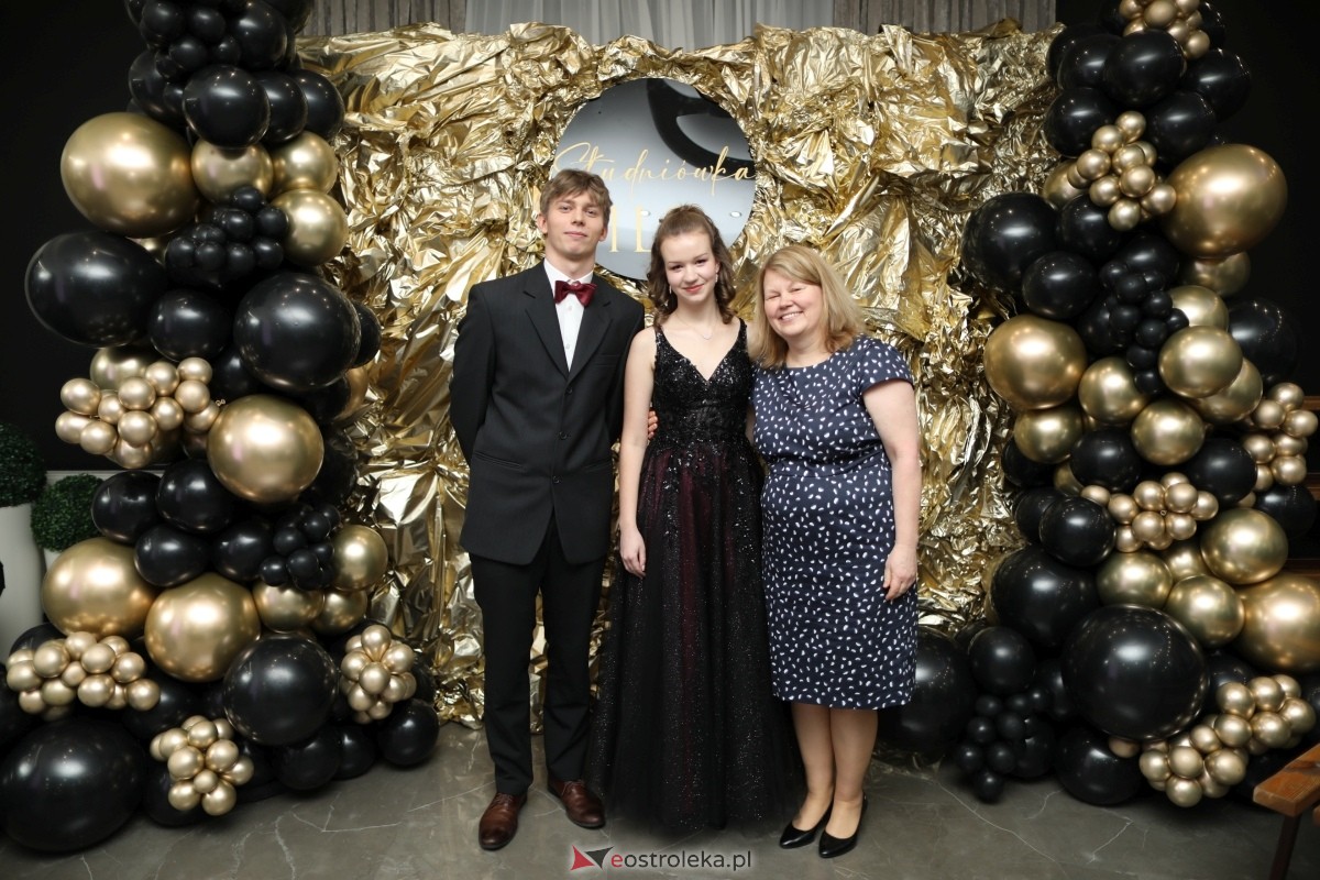 Studniówka I LO w Ostrołęce [17.01.2026] - zdjęcie #286 - eOstroleka.pl