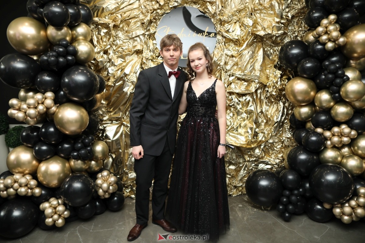 Studniówka I LO w Ostrołęce [17.01.2026] - zdjęcie #285 - eOstroleka.pl