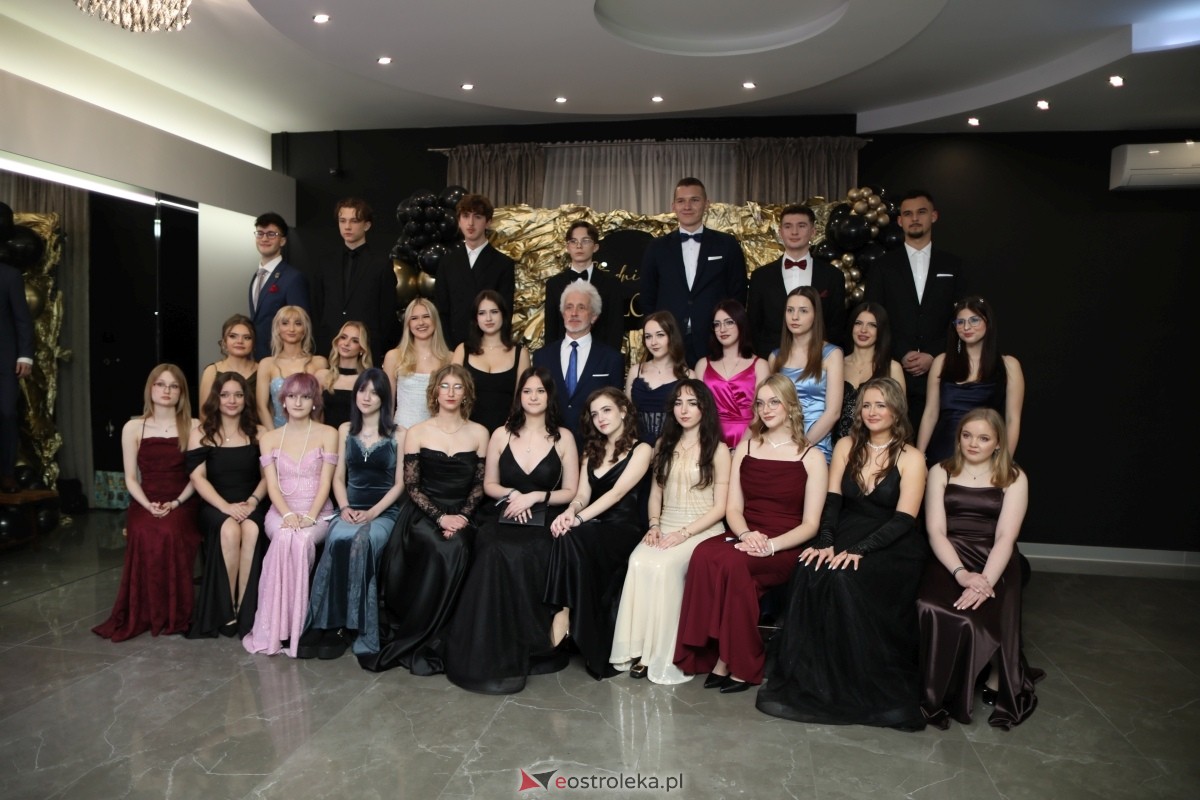 Studniówka I LO w Ostrołęce [17.01.2026] - zdjęcie #273 - eOstroleka.pl