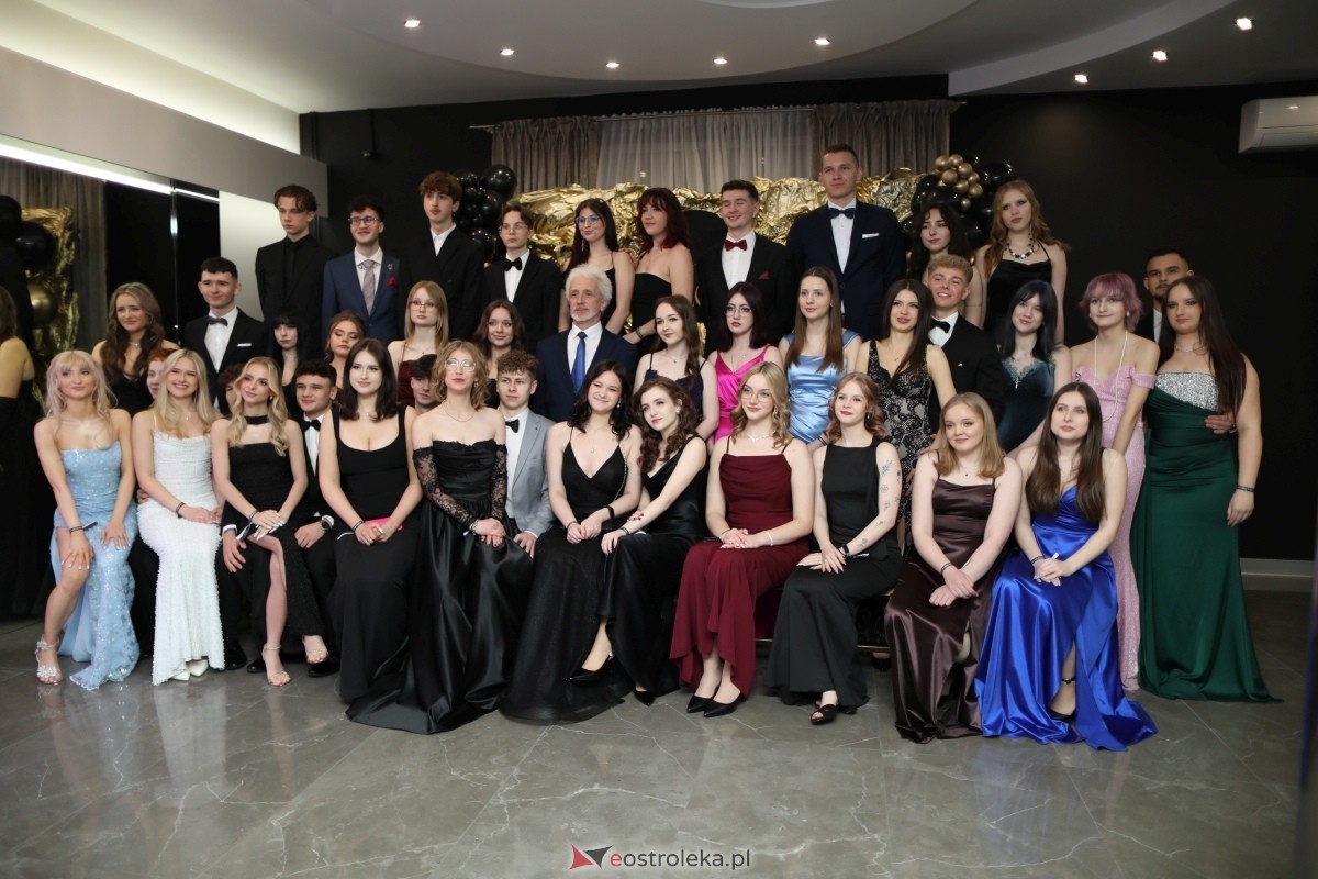 Studniówka I LO w Ostrołęce [17.01.2026] - zdjęcie #272 - eOstroleka.pl