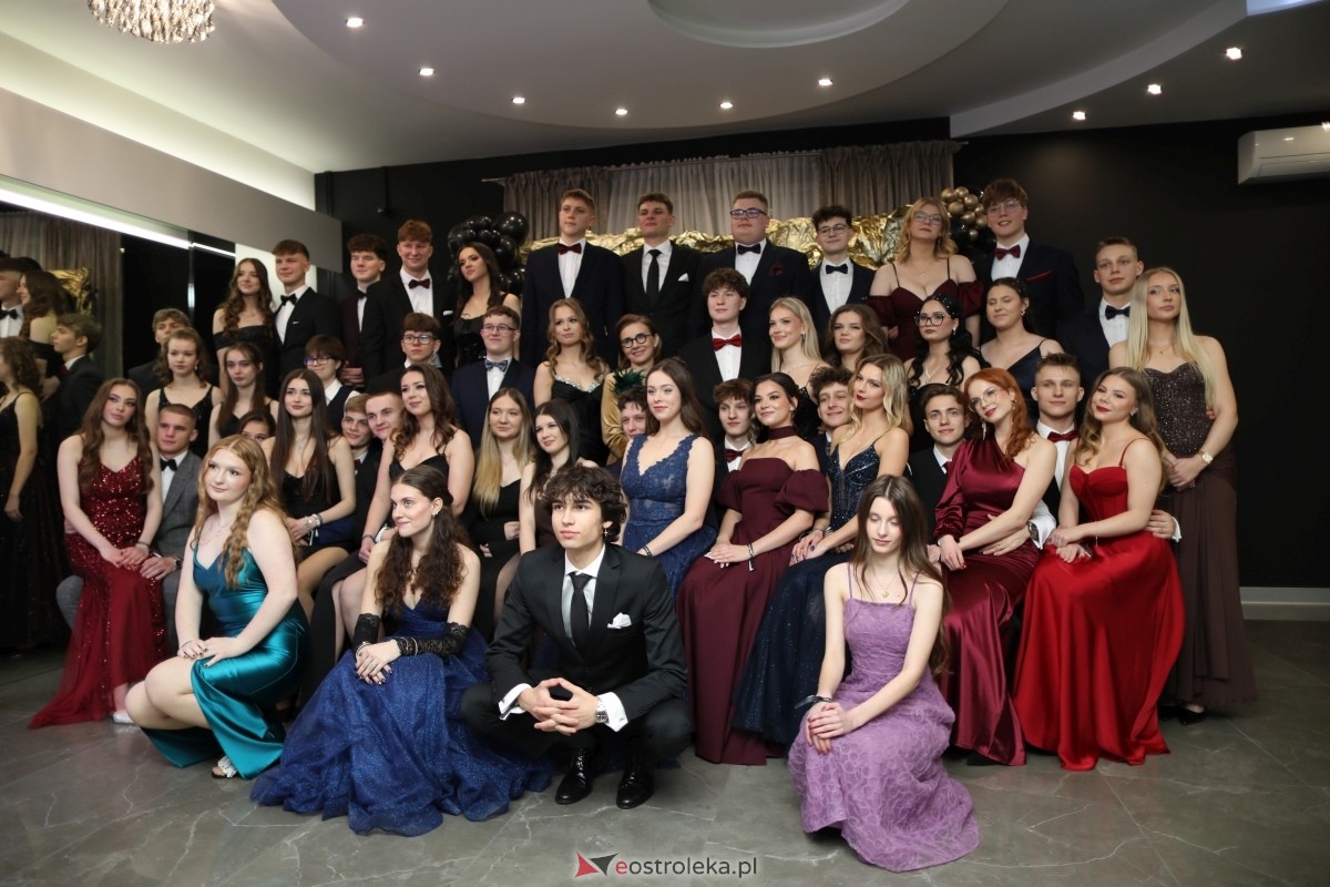 Studniówka I LO w Ostrołęce [17.01.2026] - zdjęcie #265 - eOstroleka.pl