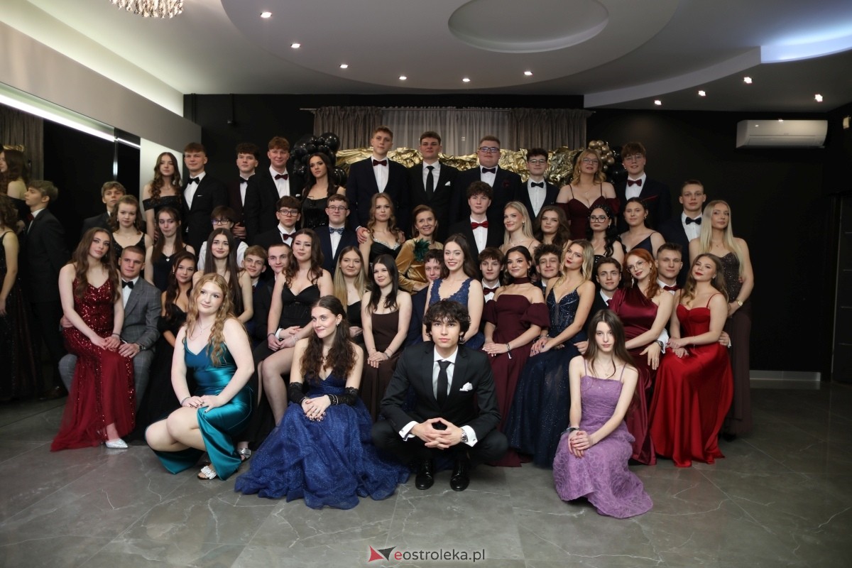 Studniówka I LO w Ostrołęce [17.01.2026] - zdjęcie #263 - eOstroleka.pl