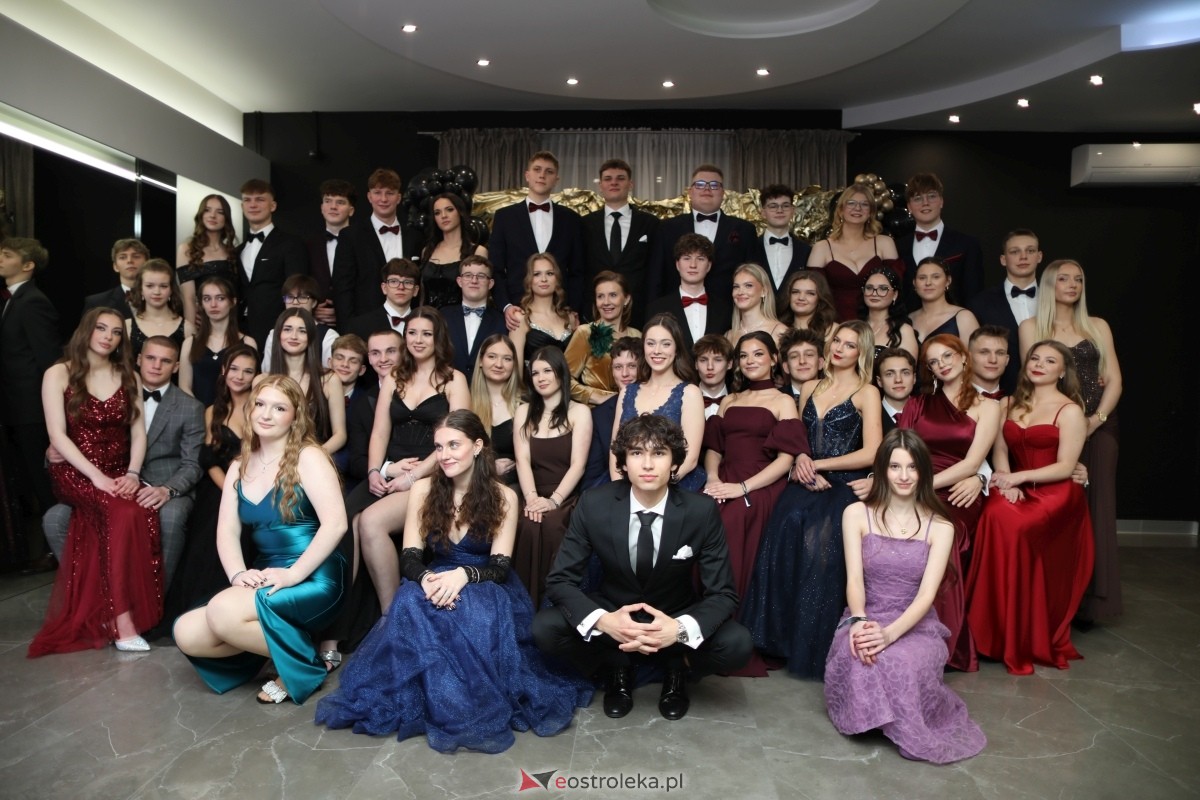 Studniówka I LO w Ostrołęce [17.01.2026] - zdjęcie #262 - eOstroleka.pl