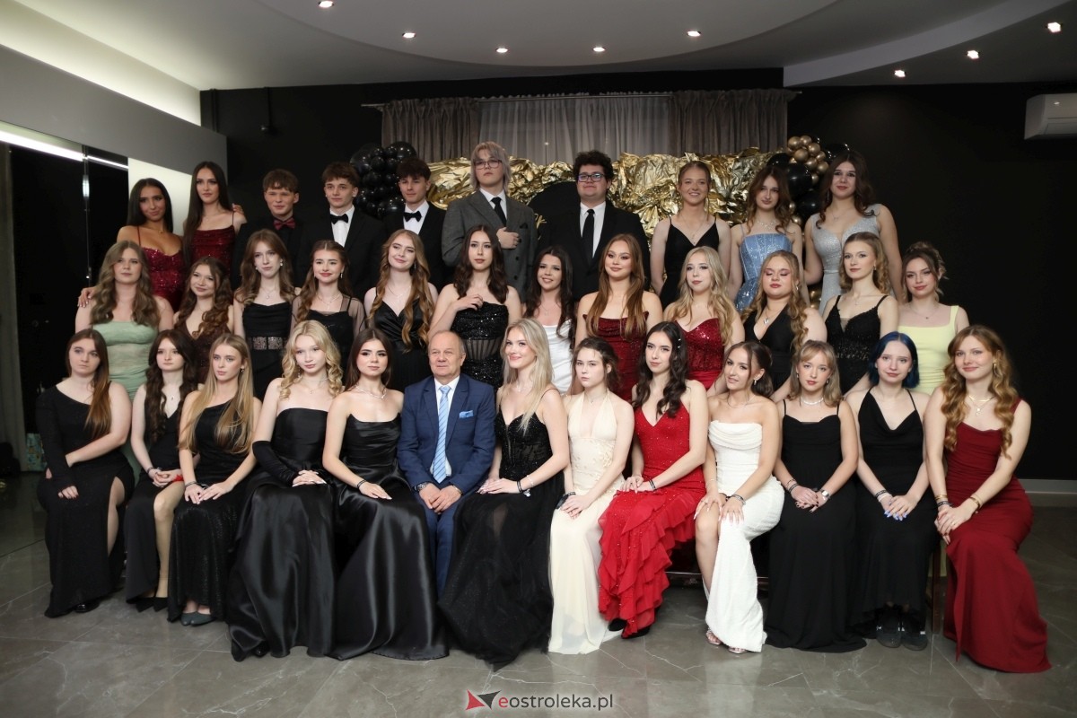 Studniówka I LO w Ostrołęce [17.01.2026] - zdjęcie #261 - eOstroleka.pl