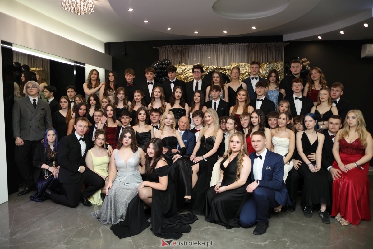 Studniówka I LO w Ostrołęce [17.01.2026] - zdjęcie #257 - eOstroleka.pl