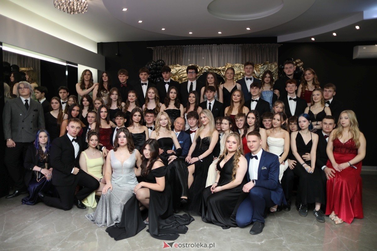Studniówka I LO w Ostrołęce [17.01.2026] - zdjęcie #256 - eOstroleka.pl