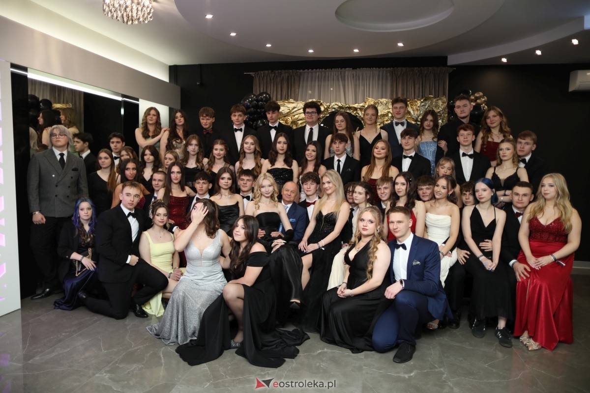 Studniówka I LO w Ostrołęce [17.01.2026] - zdjęcie #255 - eOstroleka.pl