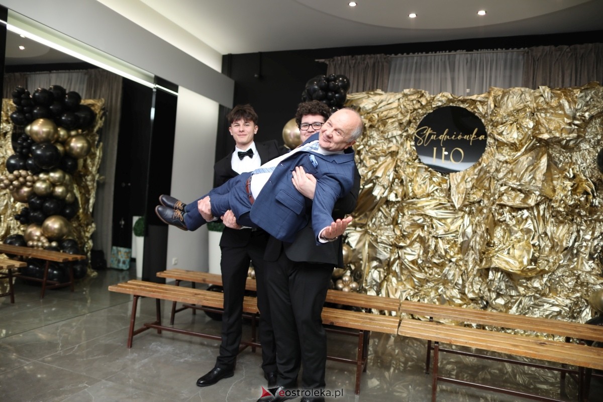 Studniówka I LO w Ostrołęce [17.01.2026] - zdjęcie #254 - eOstroleka.pl