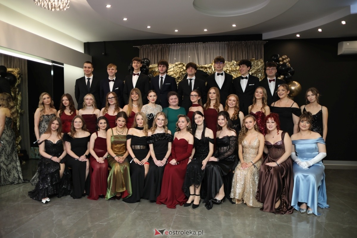 Studniówka I LO w Ostrołęce [17.01.2026] - zdjęcie #250 - eOstroleka.pl