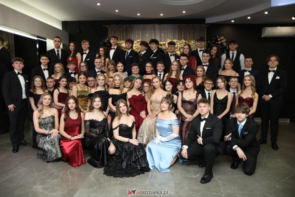 Studniówka I LO w Ostrołęce [17.01.2026] - zdjęcie #249 - eOstroleka.pl