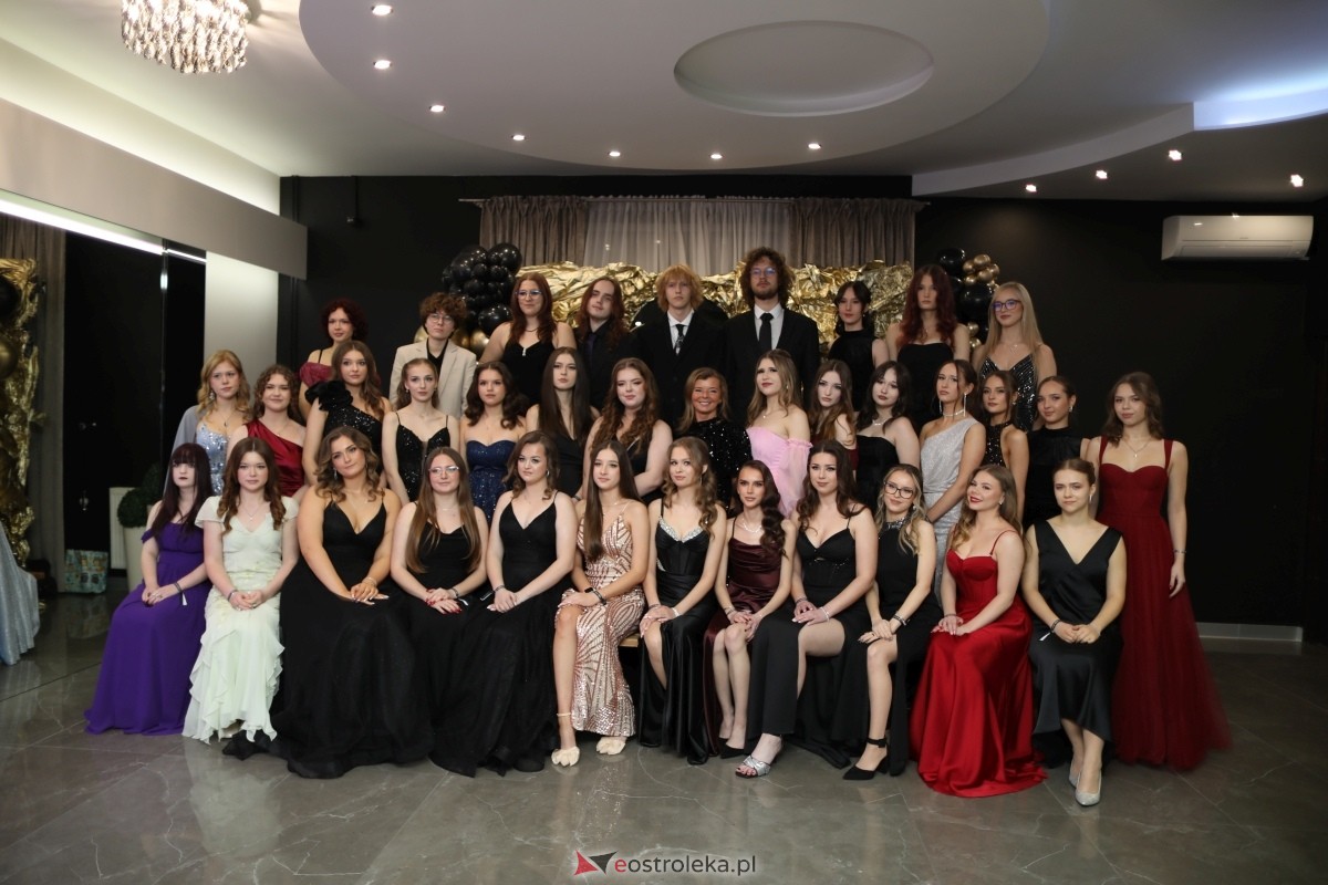 Studniówka I LO w Ostrołęce [17.01.2026] - zdjęcie #238 - eOstroleka.pl