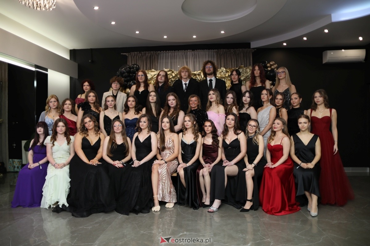 Studniówka I LO w Ostrołęce [17.01.2026] - zdjęcie #237 - eOstroleka.pl