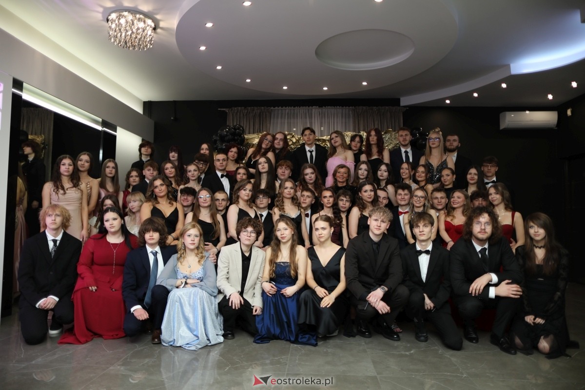 Studniówka I LO w Ostrołęce [17.01.2026] - zdjęcie #231 - eOstroleka.pl