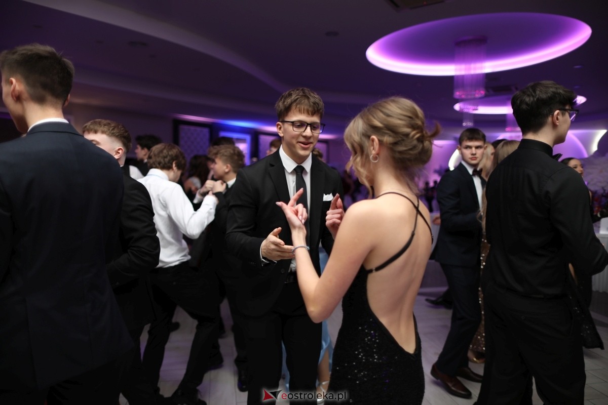 Studniówka I LO w Ostrołęce [17.01.2026] - zdjęcie #226 - eOstroleka.pl