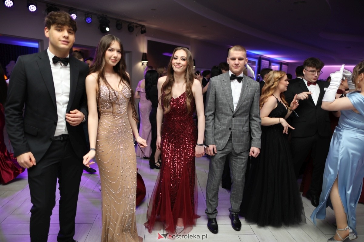 Studniówka I LO w Ostrołęce [17.01.2026] - zdjęcie #221 - eOstroleka.pl