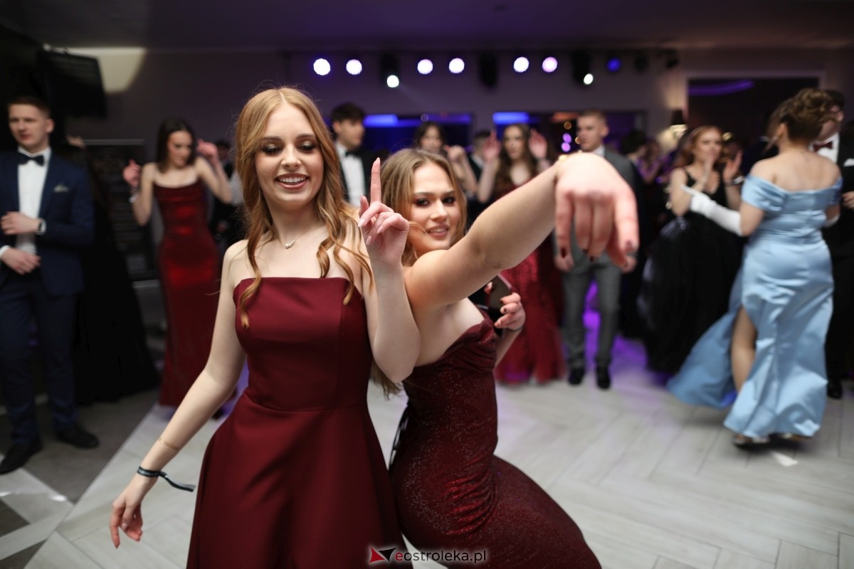 Studniówka I LO w Ostrołęce [17.01.2026] - zdjęcie #211 - eOstroleka.pl