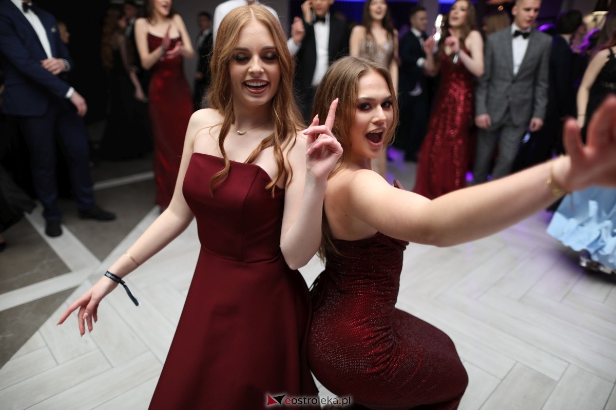 Studniówka I LO w Ostrołęce [17.01.2026] - zdjęcie #210 - eOstroleka.pl