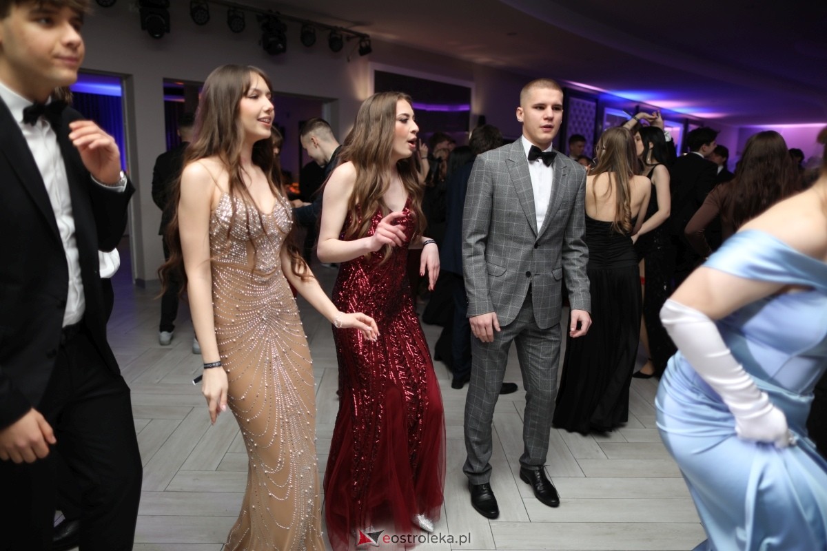 Studniówka I LO w Ostrołęce [17.01.2026] - zdjęcie #208 - eOstroleka.pl