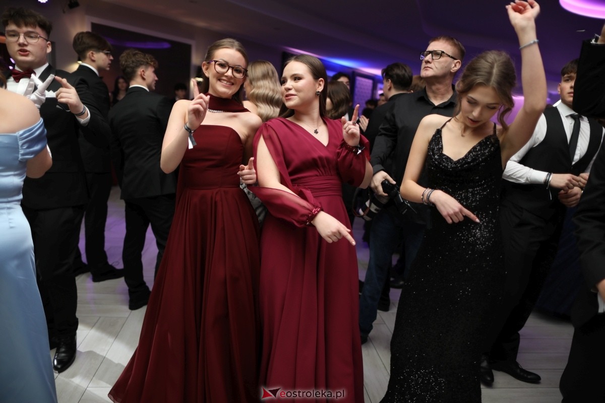 Studniówka I LO w Ostrołęce [17.01.2026] - zdjęcie #200 - eOstroleka.pl