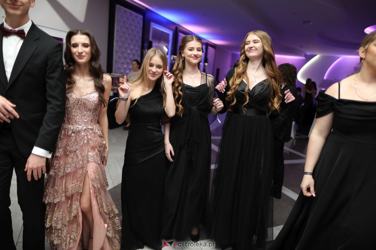 Studniówka I LO w Ostrołęce [17.01.2026] - zdjęcie #199 - eOstroleka.pl