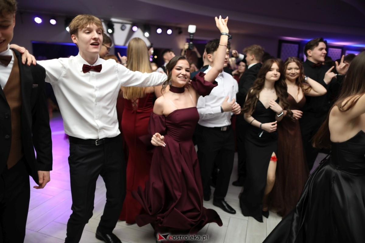 Studniówka I LO w Ostrołęce [17.01.2026] - zdjęcie #189 - eOstroleka.pl