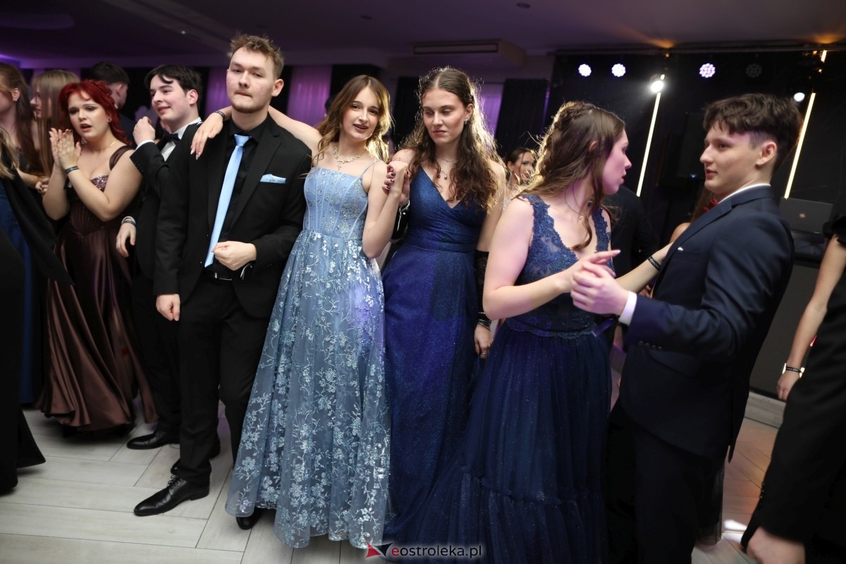 Studniówka I LO w Ostrołęce [17.01.2026] - zdjęcie #186 - eOstroleka.pl