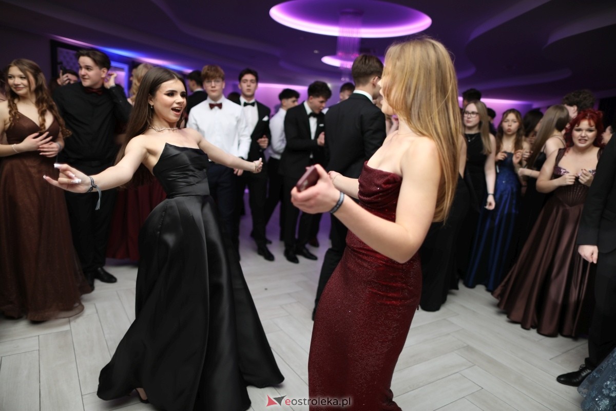 Studniówka I LO w Ostrołęce [17.01.2026] - zdjęcie #182 - eOstroleka.pl