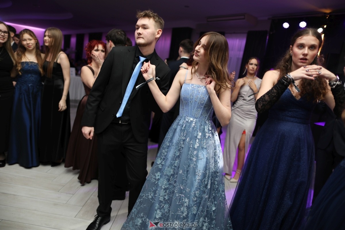 Studniówka I LO w Ostrołęce [17.01.2026] - zdjęcie #181 - eOstroleka.pl