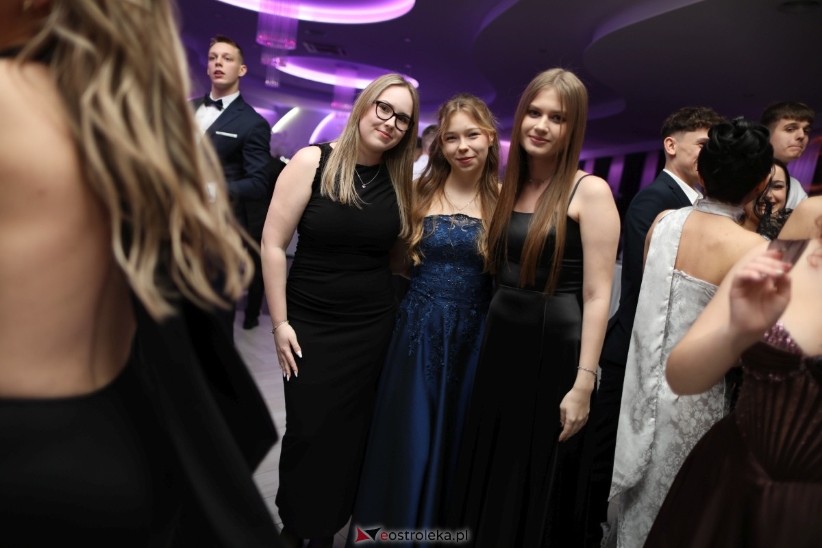 Studniówka I LO w Ostrołęce [17.01.2026] - zdjęcie #179 - eOstroleka.pl