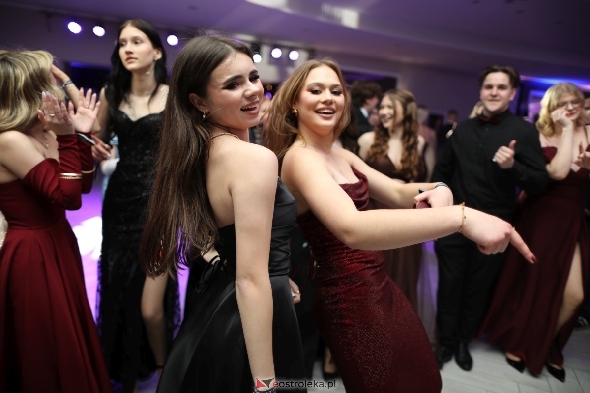 Studniówka I LO w Ostrołęce [17.01.2026] - zdjęcie #177 - eOstroleka.pl