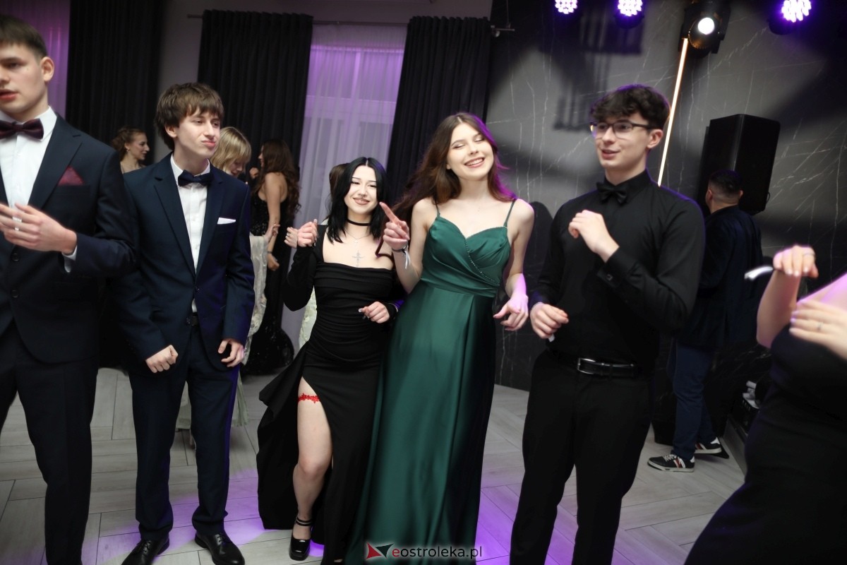 Studniówka I LO w Ostrołęce [17.01.2026] - zdjęcie #172 - eOstroleka.pl