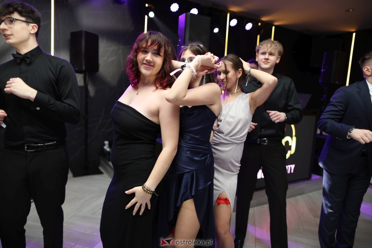 Studniówka I LO w Ostrołęce [17.01.2026] - zdjęcie #171 - eOstroleka.pl