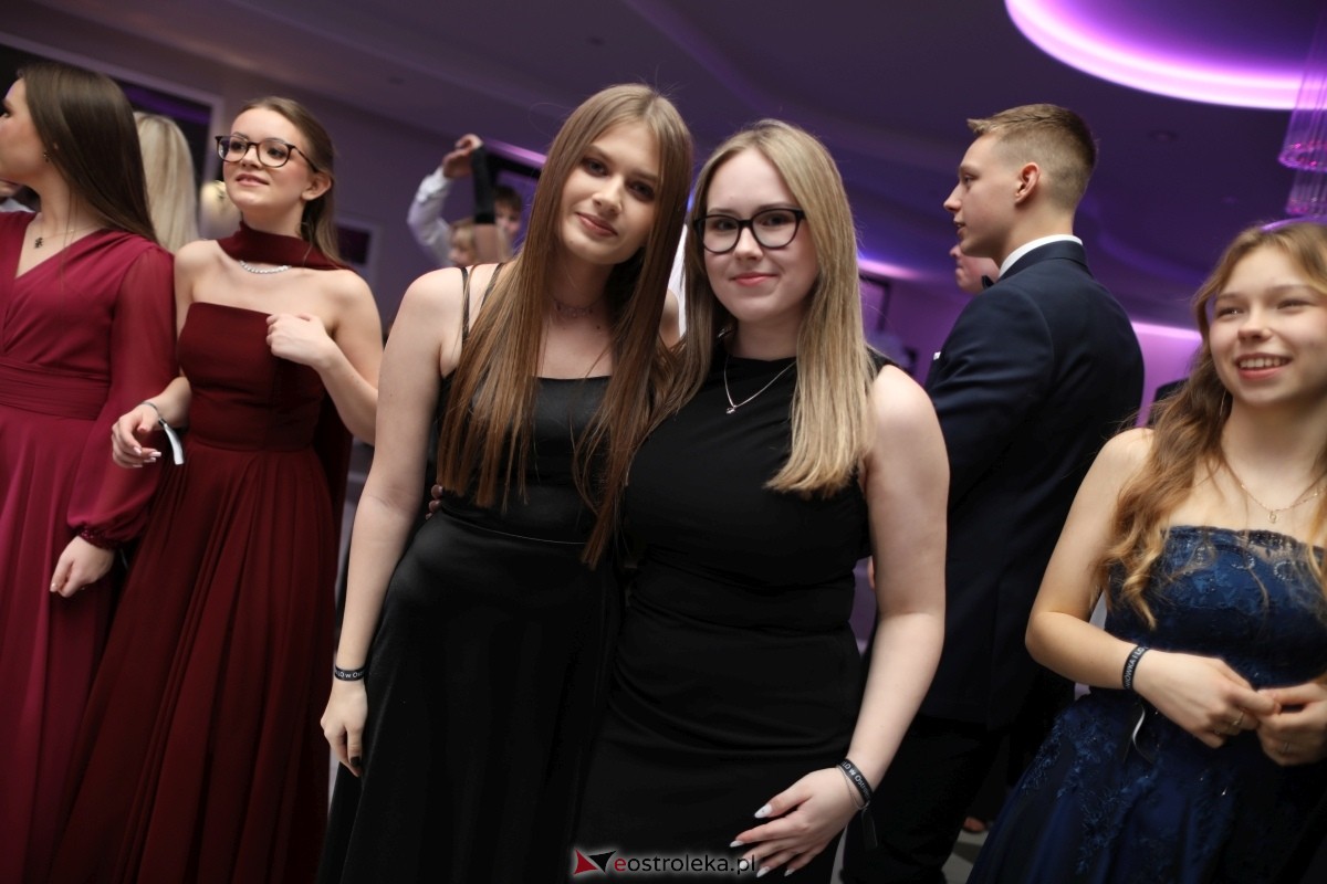 Studniówka I LO w Ostrołęce [17.01.2026] - zdjęcie #166 - eOstroleka.pl