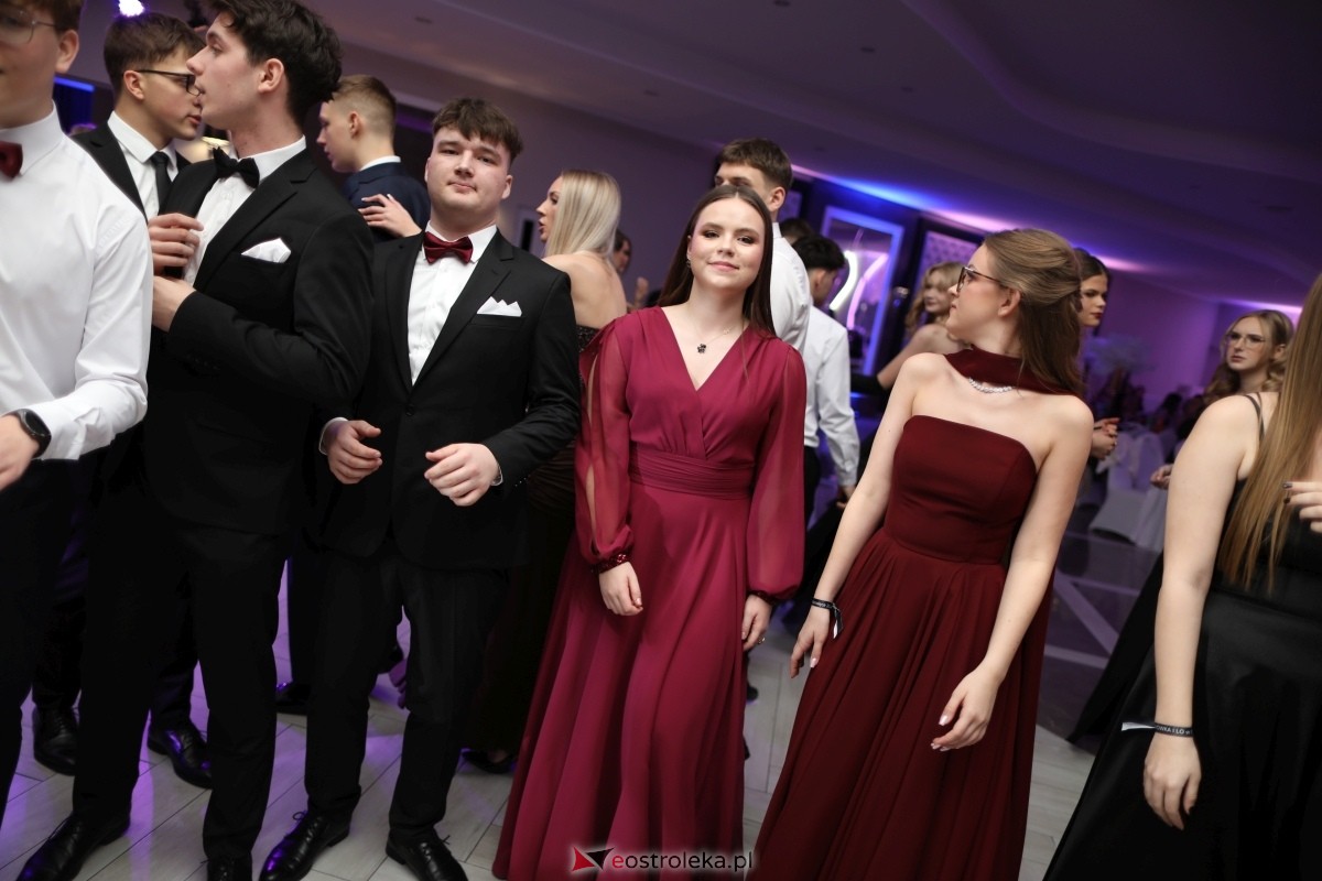 Studniówka I LO w Ostrołęce [17.01.2026] - zdjęcie #165 - eOstroleka.pl