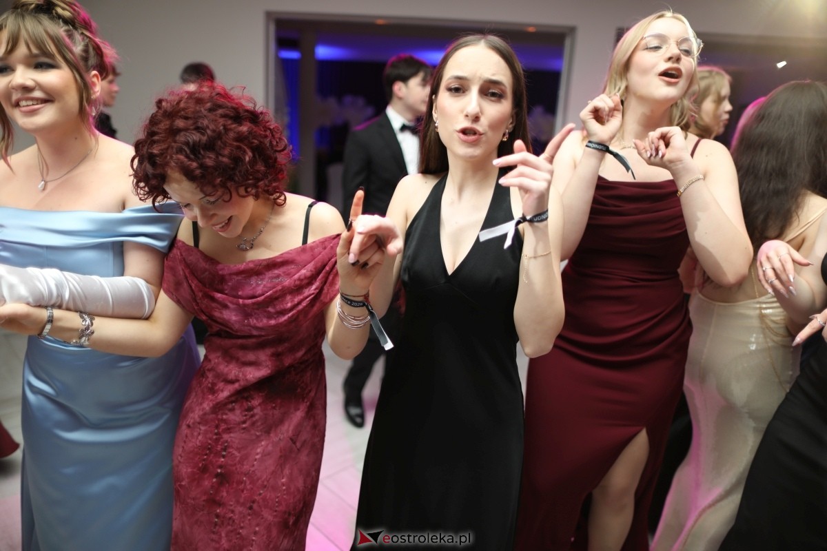 Studniówka I LO w Ostrołęce [17.01.2026] - zdjęcie #160 - eOstroleka.pl