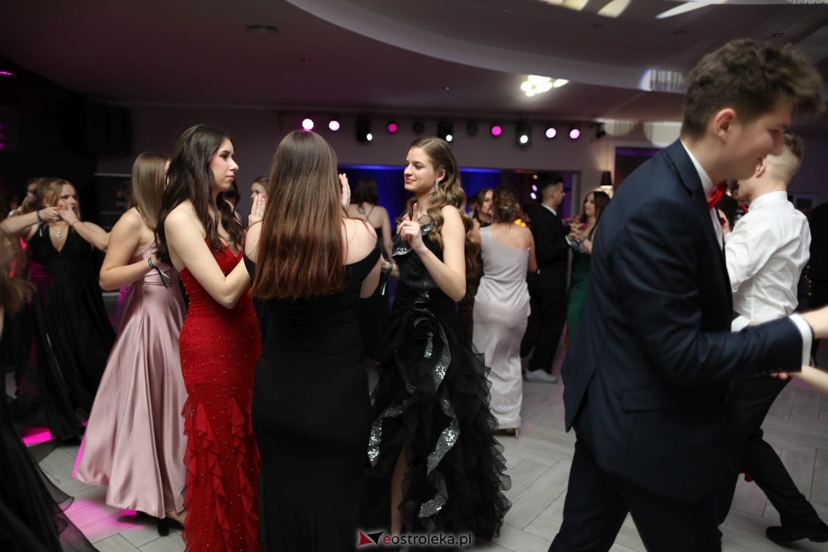 Studniówka I LO w Ostrołęce [17.01.2026] - zdjęcie #139 - eOstroleka.pl