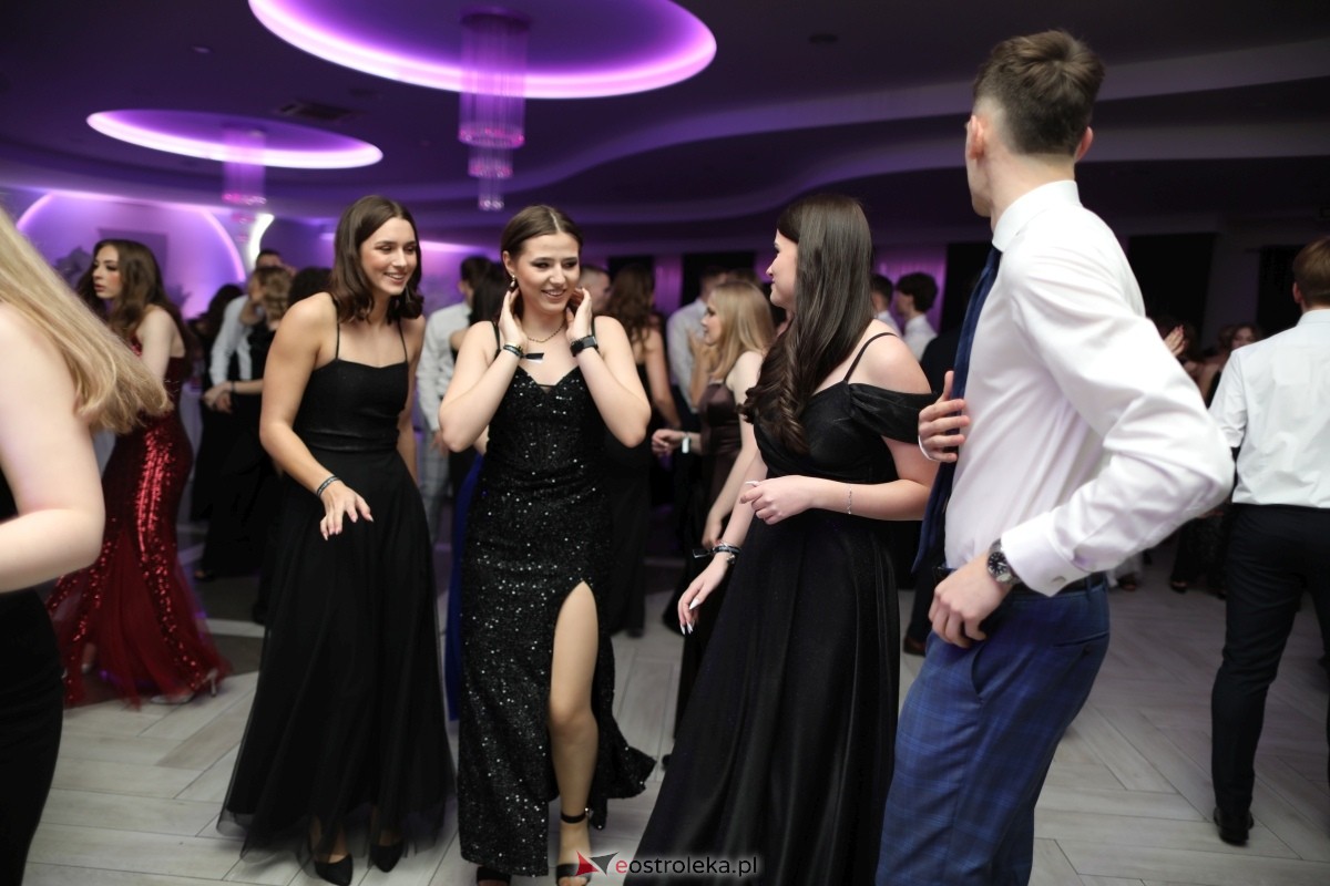 Studniówka I LO w Ostrołęce [17.01.2026] - zdjęcie #131 - eOstroleka.pl